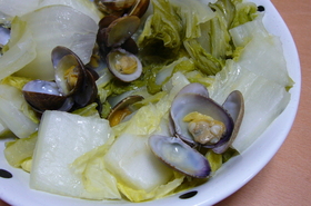 日本酒で！あさりのバター酒蒸し