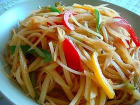 炒土豆絲(じゃがいもの千切り炒め)