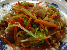 大根の皮で！豚肉の甘辛炒め