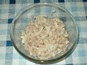 白インゲン豆とツナのサラダ