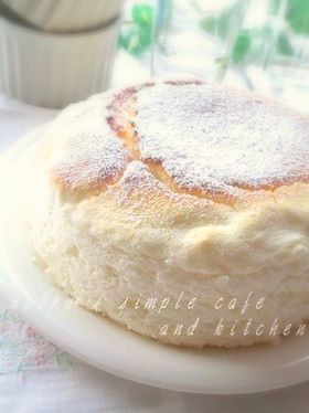卵白消費に♫純白のヨーグルトチーズスフレ