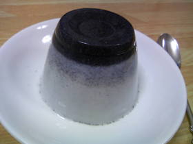 簡単♪濃厚♪　　　黒ごまのプリン