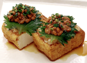 厚揚げの納豆のせ