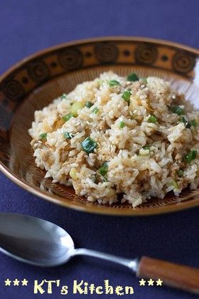 ネギごまたっぷり★ビビンバ風ピリ辛炒め飯