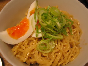 ごましゃぶダレで☆混ぜメン！