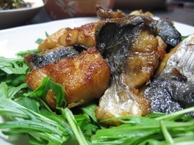 鰆の竜田揚げ（大葉にんにく醤油）