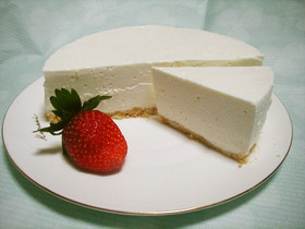 簡単おいしいヨーグルトケーキ