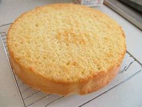 スポンジケーキ