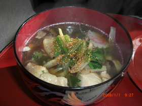 お野菜たっぷり栄養満点！お雑煮