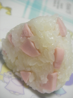 ピリっ♡♥ソーセージ＆マヨネーズおにぎり