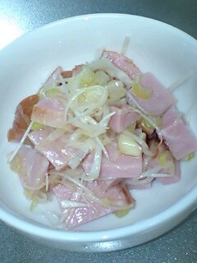 材料３つで超簡単☆うまっ！ハムのおつまみ