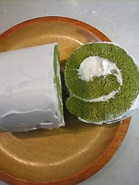 ロールケーキ　抹茶で