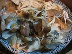 アサリとたらの酒蒸し