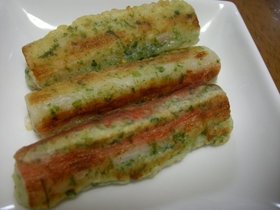 お弁当に♪カニカマの青のり焼き