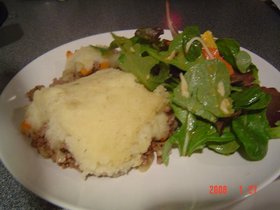 夕食の定番!簡単シェパードパイ!