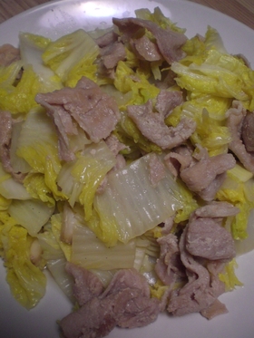 豚肉と白菜　旨味しみしみ炒め