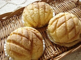 カリカリサクサクのメロンパン
