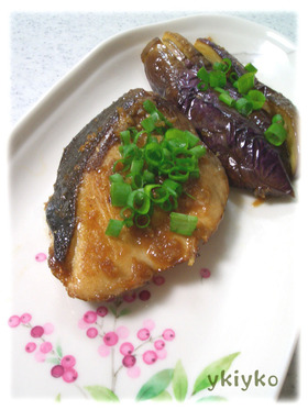 ぶりと茄子の照り酢焼き