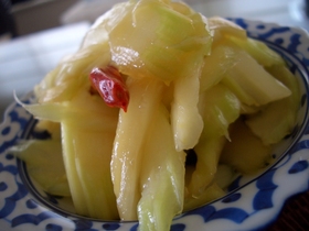 セロリのナンプラー浅漬け