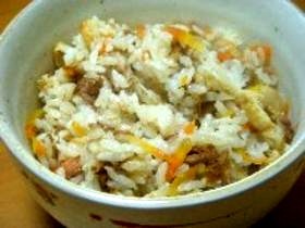 母直伝のかやくごはん
