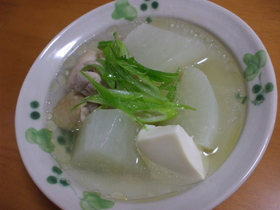 塩&酒だけ シンプルな鶏大根のスープ煮♡