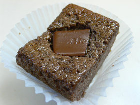 卵白消費！チョコケーキ✿シュワ～