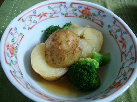 簡単♪新じゃがいもの揚げ煮