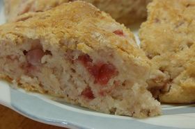 いちごのケーキ風スコーン