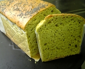 少油脂の抹茶ケーキ
