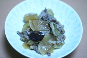 薄切り大根と豚肉の炒め煮