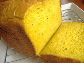 しっかりカボチャ！皮入りカボチャ食パン