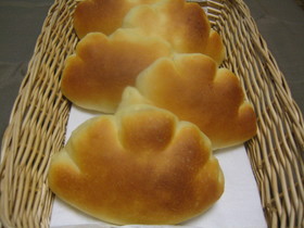 生地はＨＢにおまかせ♪クリームパン