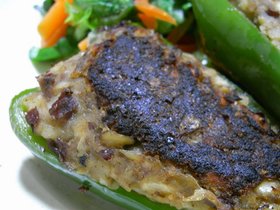 ベジタリアンのピーマンの肉詰め風