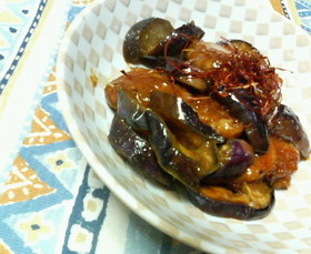 ✿焼肉のタレで❀チキンとナスの✿黒酢炒め