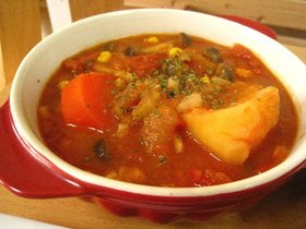 野菜のうまみたっぷりトマトシチュー