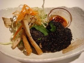 白身魚たっぷり黒ゴマソテー