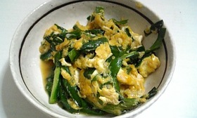 お母さんの味！ニラ玉