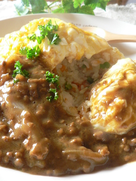 めちゃうまっ!!カレーオムライス