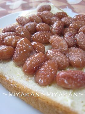 食パンで豆パンシュガーマーガリン♪