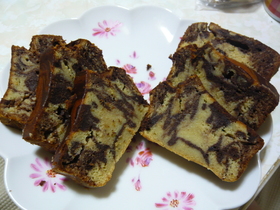 簡単バナナのマーブルパウンドケーキ