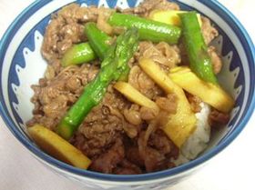 春の焼き肉丼