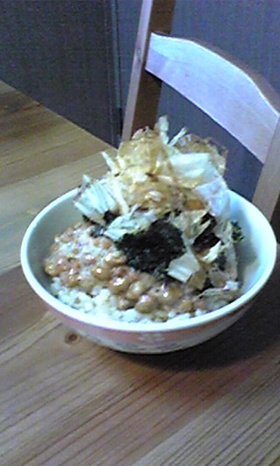 0。O玄米を美味しく食べる納豆丼0。O