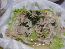レンジで簡単☆豚肉とレタスの重ね蒸し