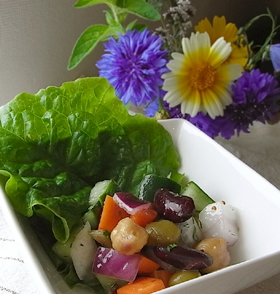 カフェ風☆野菜とお豆のマリネサラダ