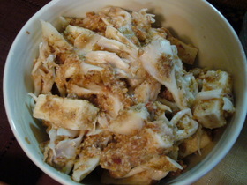 長芋と舞茸の梅胡麻和え