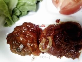 我が家の煮込みハンバーグ♪