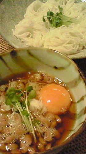 ふわとろ~月見納豆そうめん