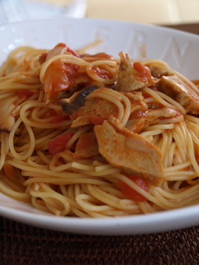 グルテンミートでスパゲティ・ナポリタン
