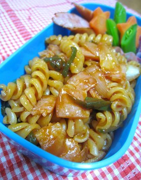 お弁当★マカロニでナポリタン