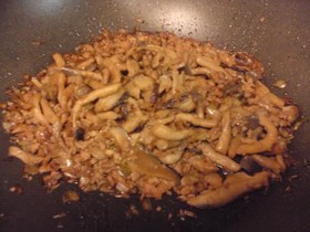 絶品～♪焦がしネギの肉みそ